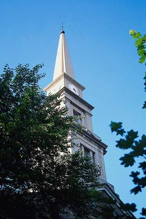 茅場町駅周辺の快適なビジネス＆観光拠点：東横INN茅場町駅の魅力と最新情報